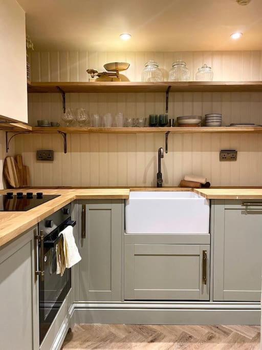 Cosy Home Away From Home. ブライトン エクステリア 写真